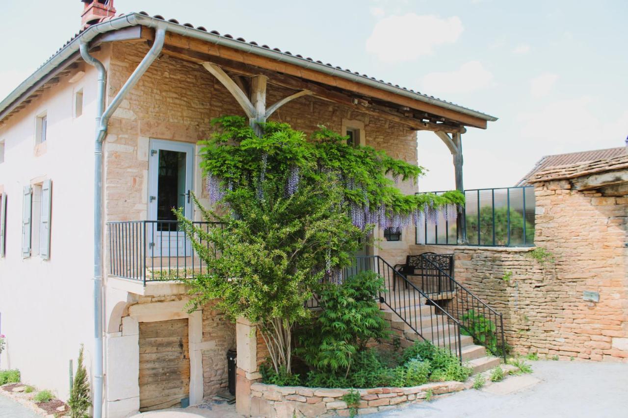 Le Clos Des Pierres Rouges Burgy Exterior photo