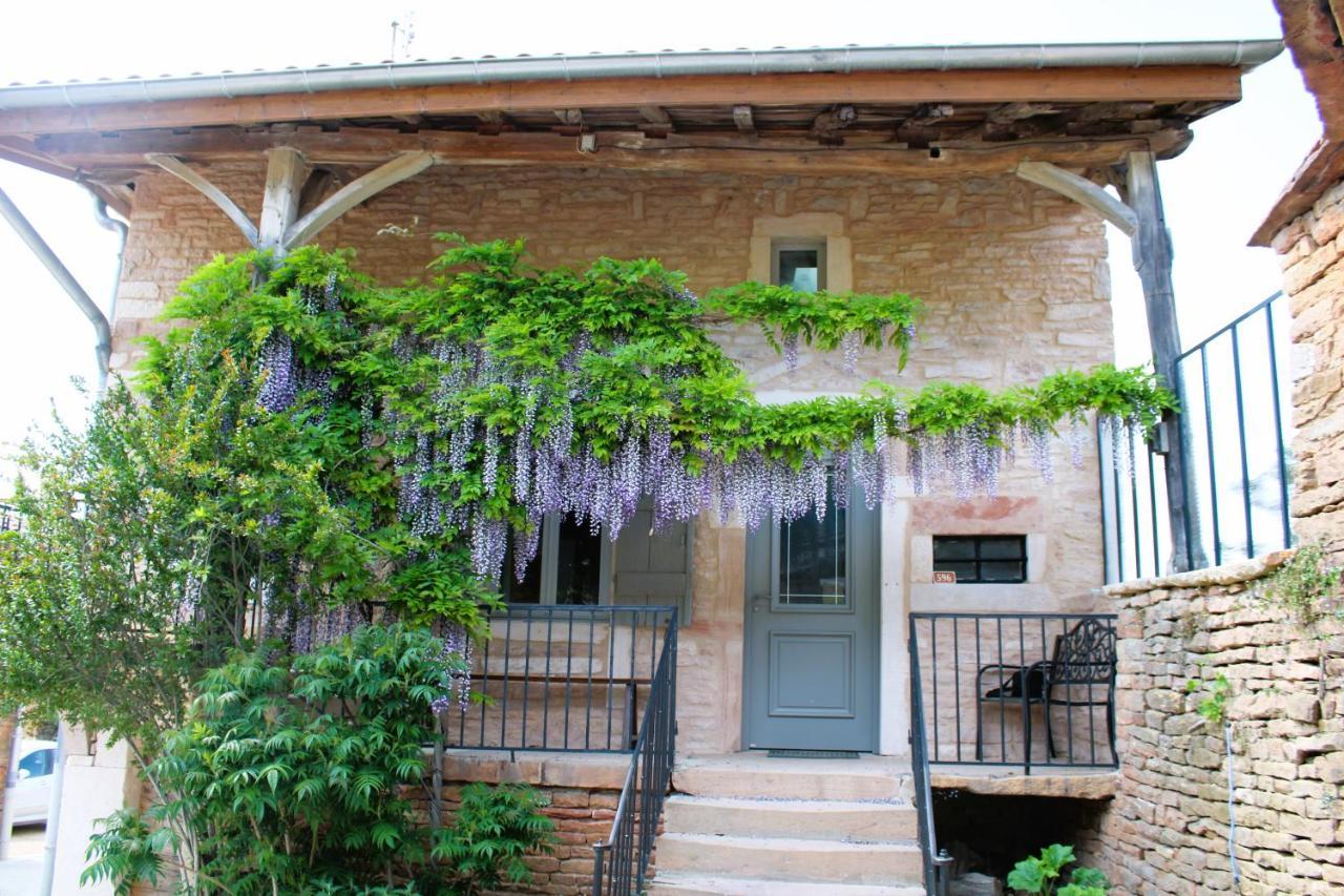 Le Clos Des Pierres Rouges Burgy Exterior photo